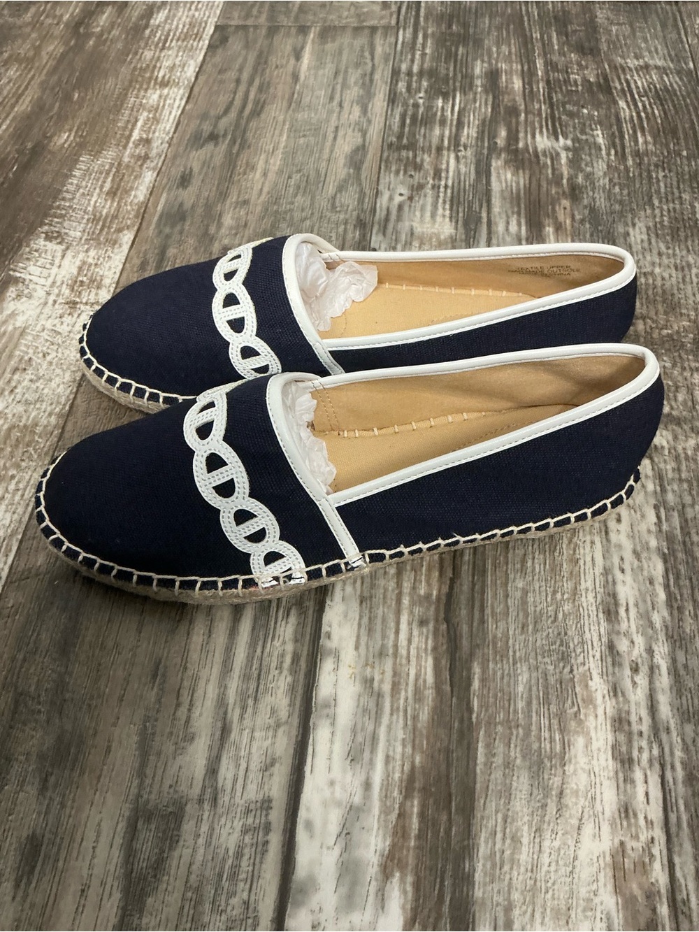 Talbots Navy Canvas Espadrilles with White Trim and Embroidery Size 5 - Picture 3 of 12